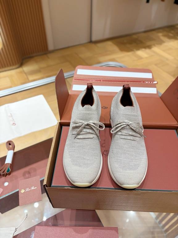 LORO PIANA - 46