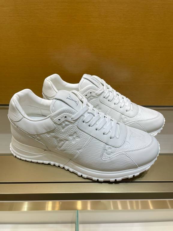 LOUIS VUITTON  - 45