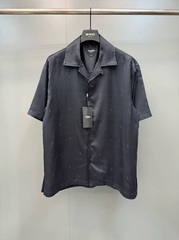 FENDI  - XL