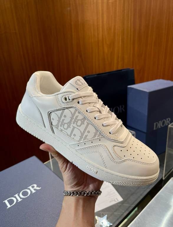 DIOR  - 45