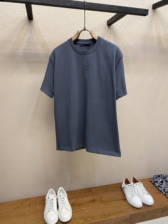 تيشيرت لوي فيتون اللون رصاصي غامق  - XL