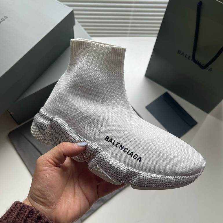 BALENCIAGA  - 45