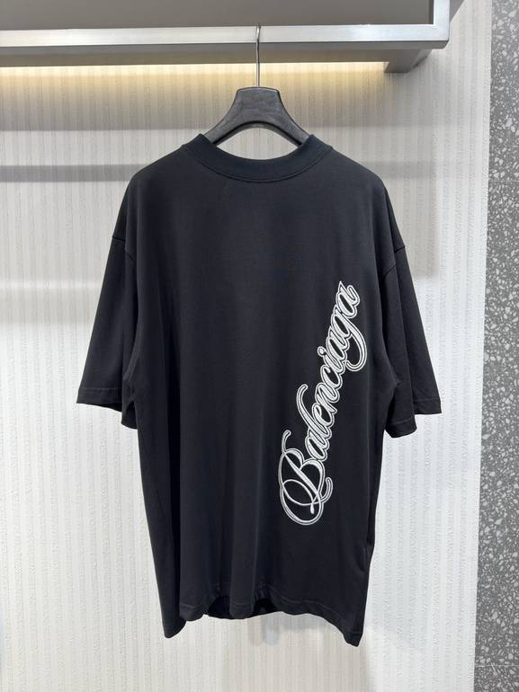 BALENCIAGA  - XL