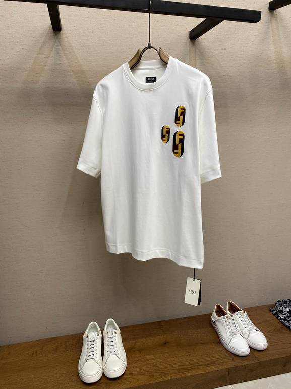 FENDI  - XL