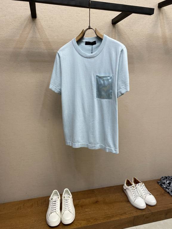 LOUIS VUITTON  - XL