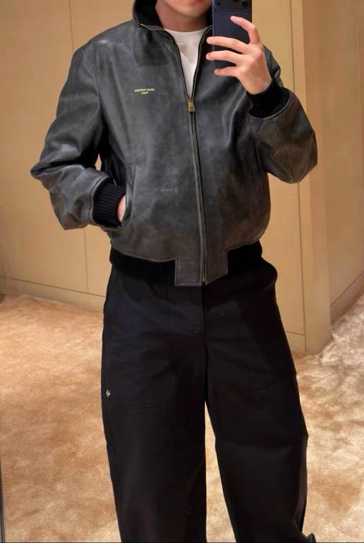 LOUIS VUITTON  - XL
