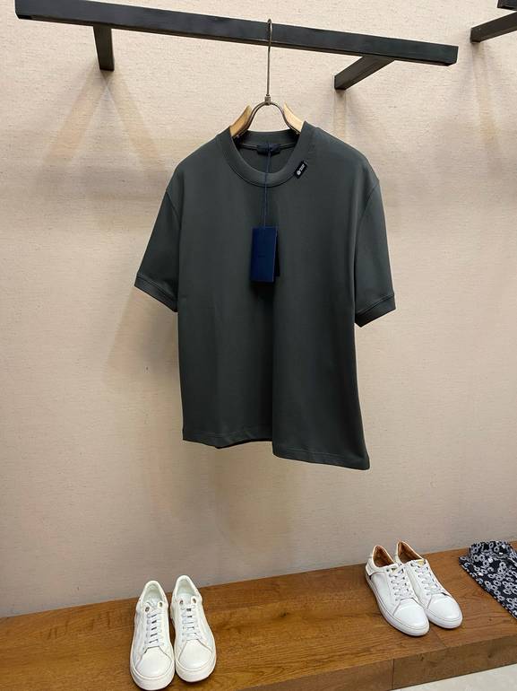 PRADA  - XL