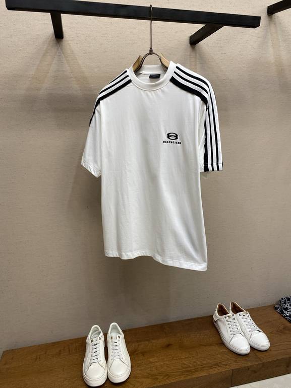 BALENCIAGA  - XL