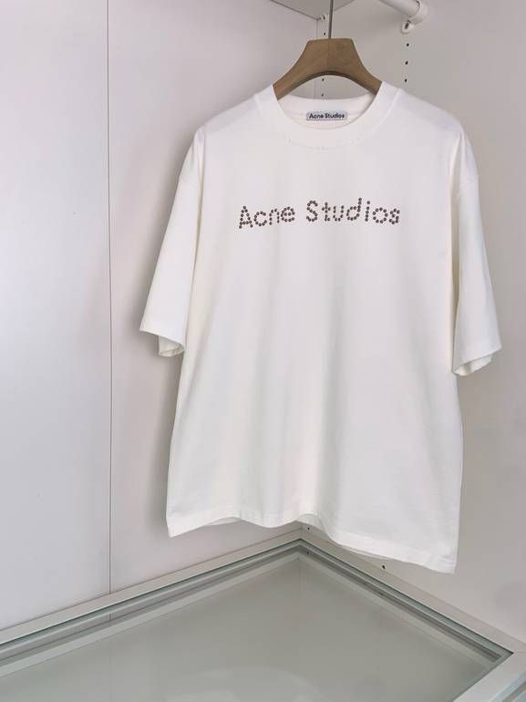 ACNE  - XL
