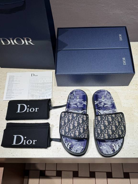 DIOR  - 45