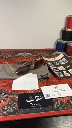 نظارة بعلامة فهد
