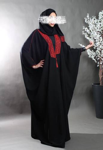 عبايه تطريز امامي