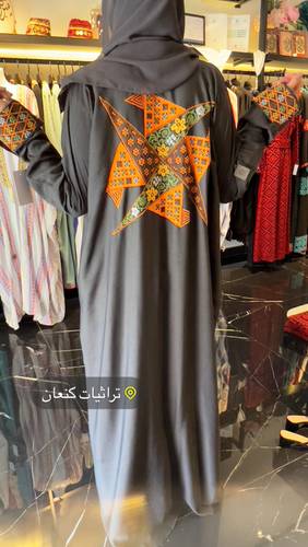 عبايه تطريز يدوي