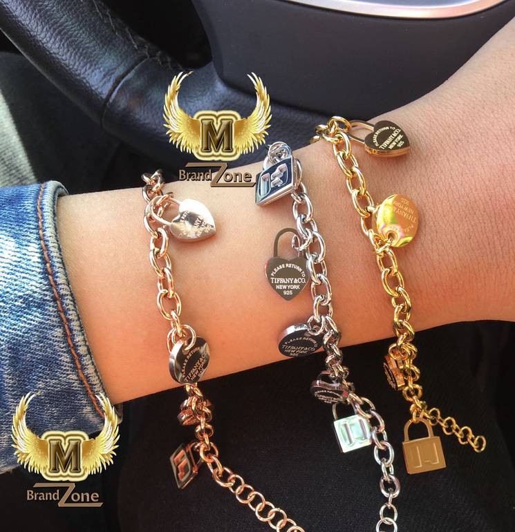 Bracelets 