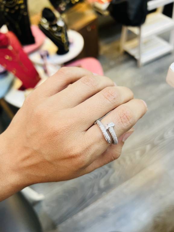 Nail ring silver 