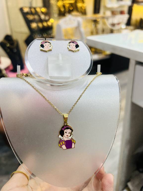 Snow white set