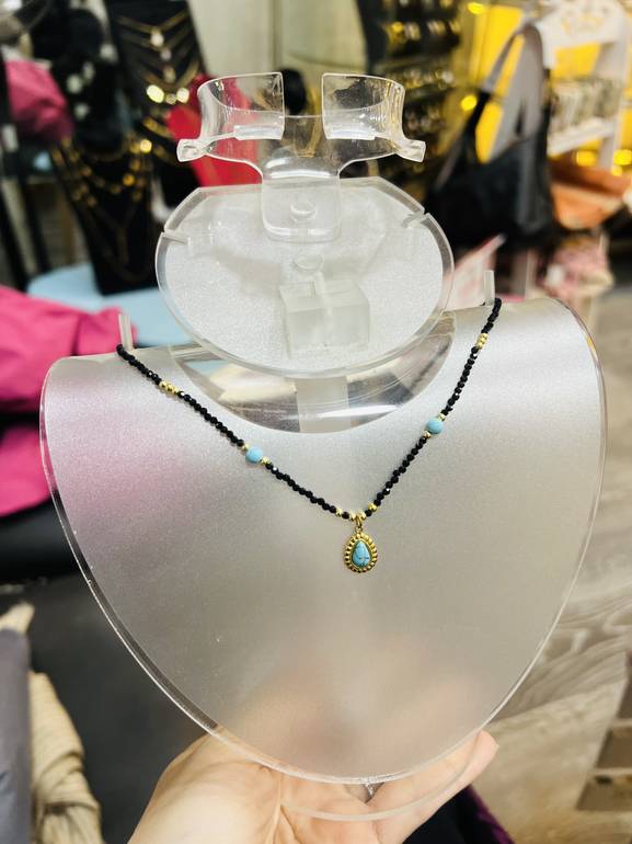 Black stones necklace 