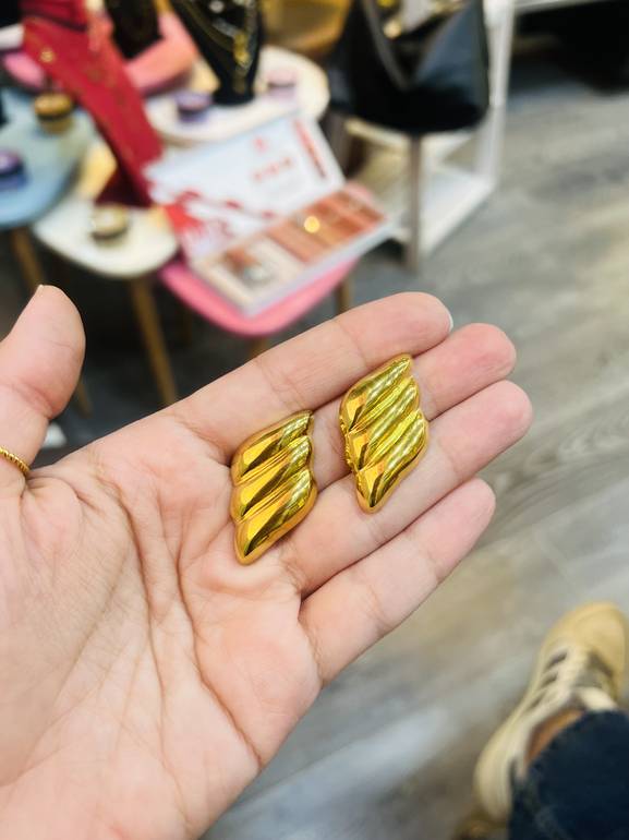 Earring 3