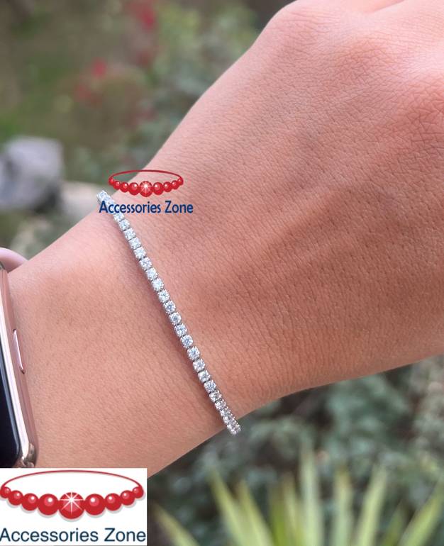 Tennis bracelet 