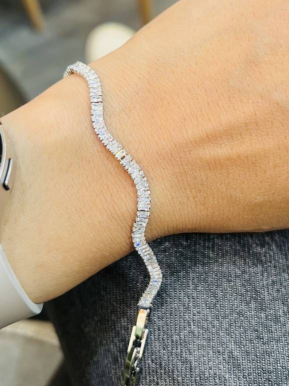 Tennis bracelet (new style)