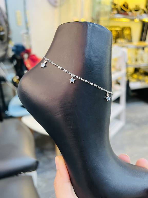 Anklet 