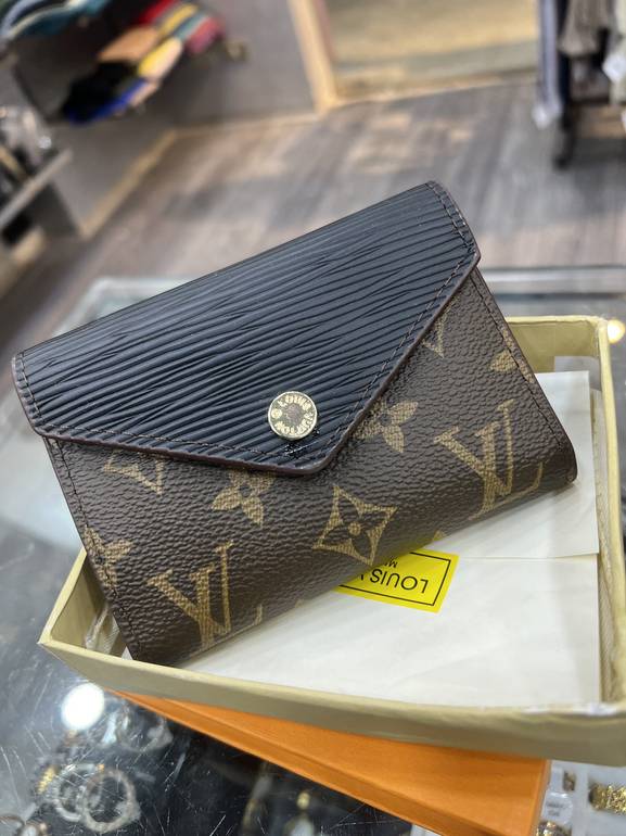 L*V wallet Black x Brown 