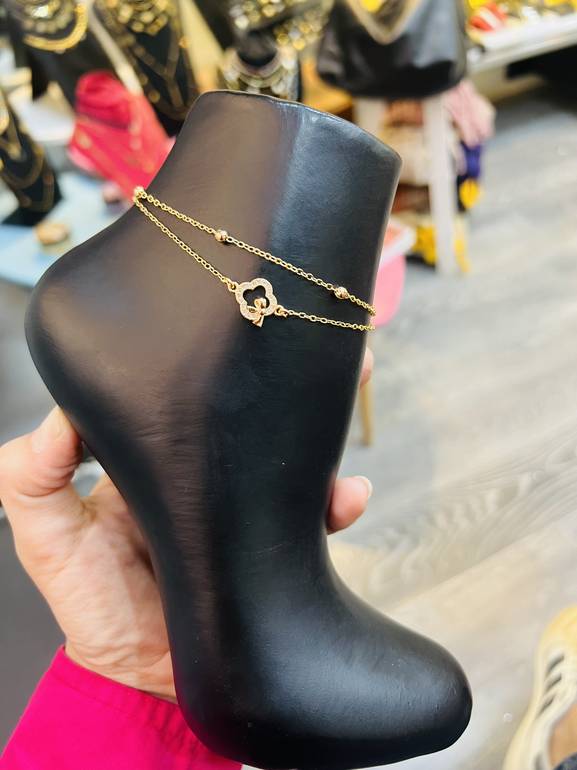 Anklet 