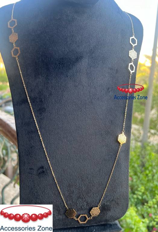 Long necklace 