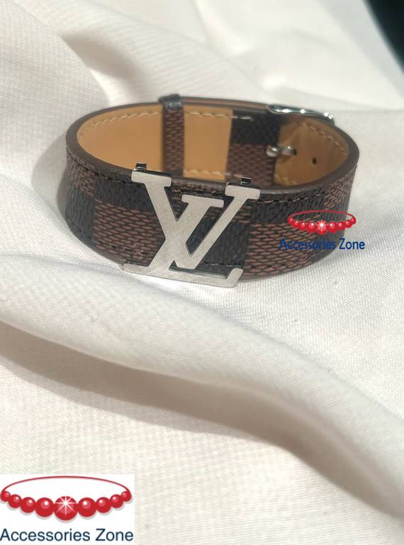 Leather bracelet 