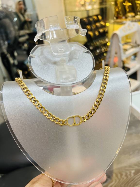 Cd necklace 
