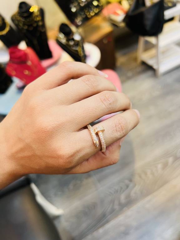Nail ring rose gold 