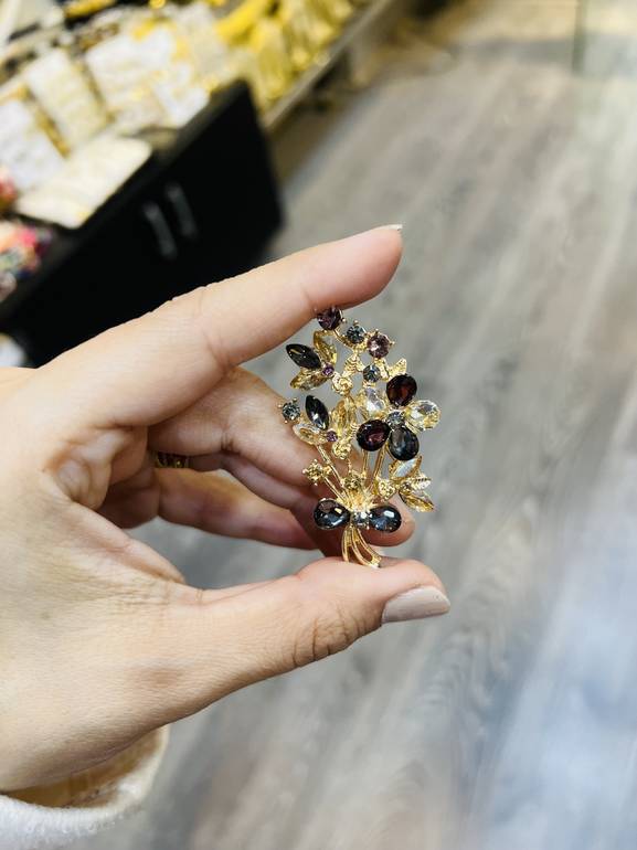 Flowers 💐 Brooch