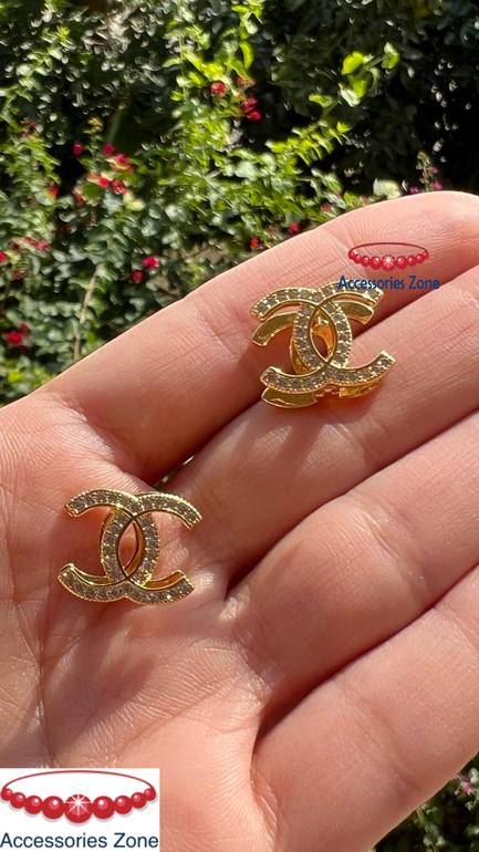 Earring 