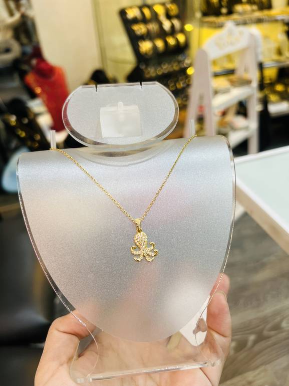 Octopus 🐙 gold necklace 