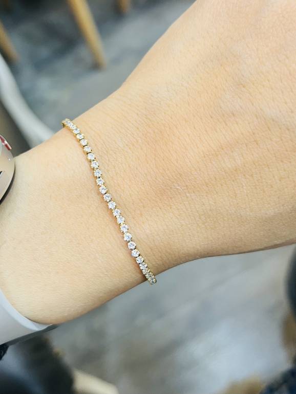 Small size gold tennis bracelet 