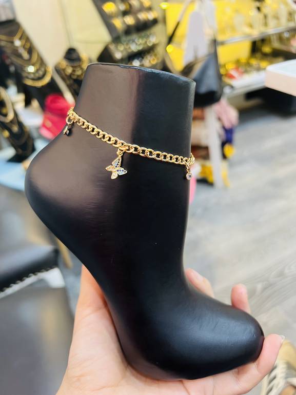Anklet 