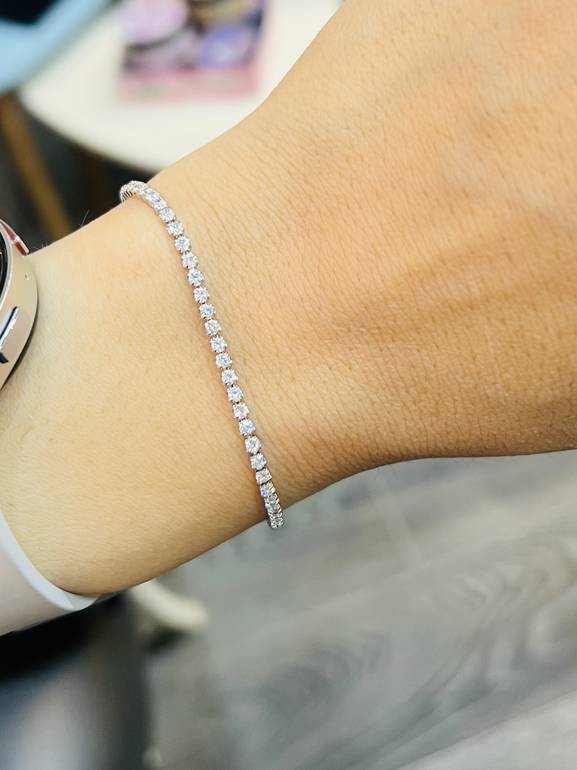 Small size silver tennis bracelet 