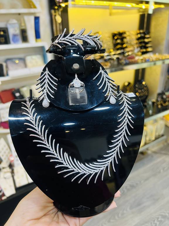 Unique soirée set 