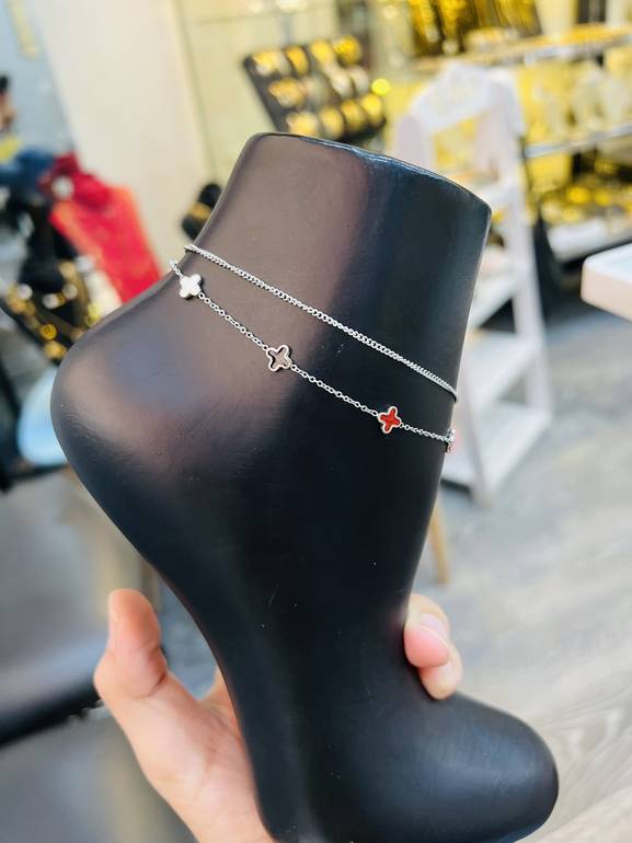 Anklet 