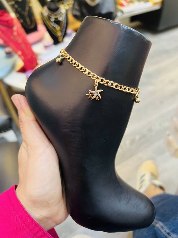 Anklet 