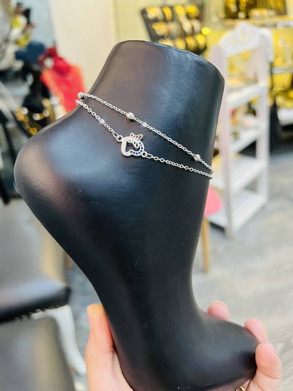 Anklet 