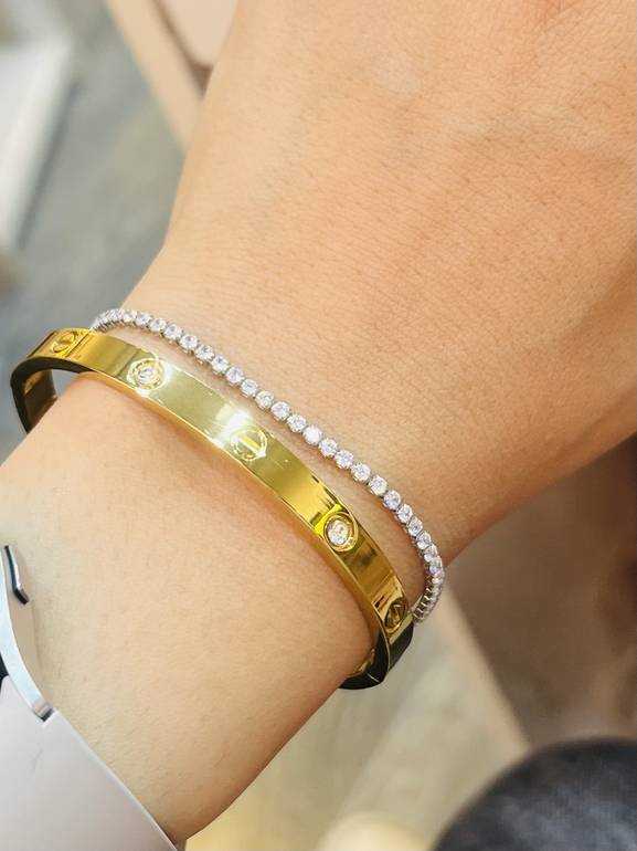 Carti*r bracelet with stone and tennis bracelet 