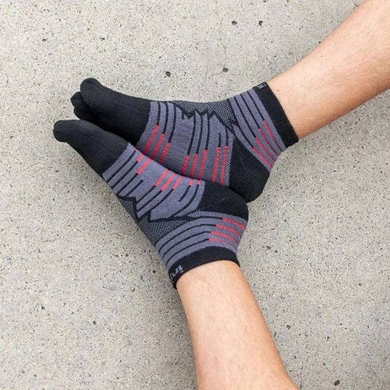Why Choose Toe Socks? Health and Practical Benefits for Everyday Comfort