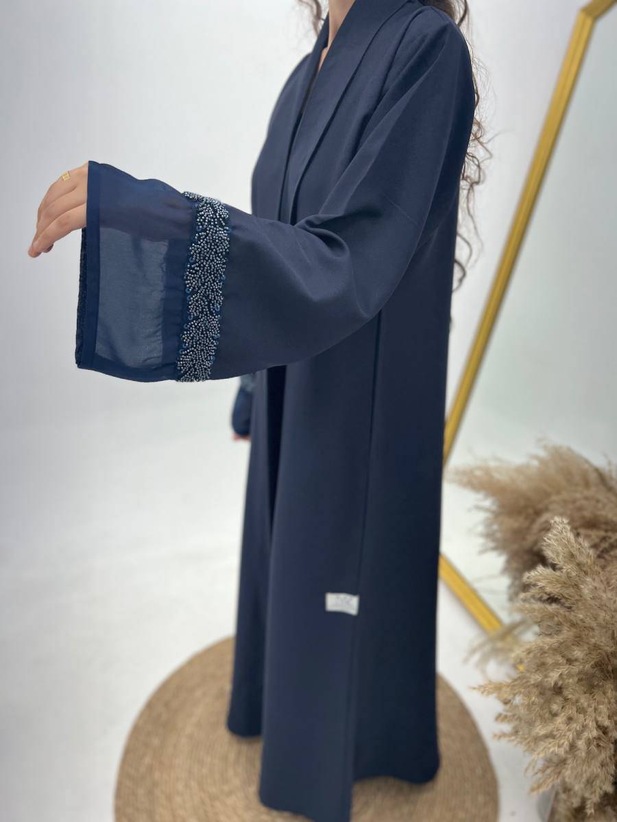 من عبايات تطريز يدوي إلى عبايات صيفية ملونة - ناز بوتيك أفضل متاجر عبايات في السعودية