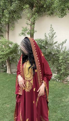 النشل العنابي مع طرحة