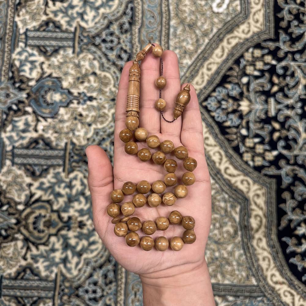 خشب كوك بشاهد منقوش 
