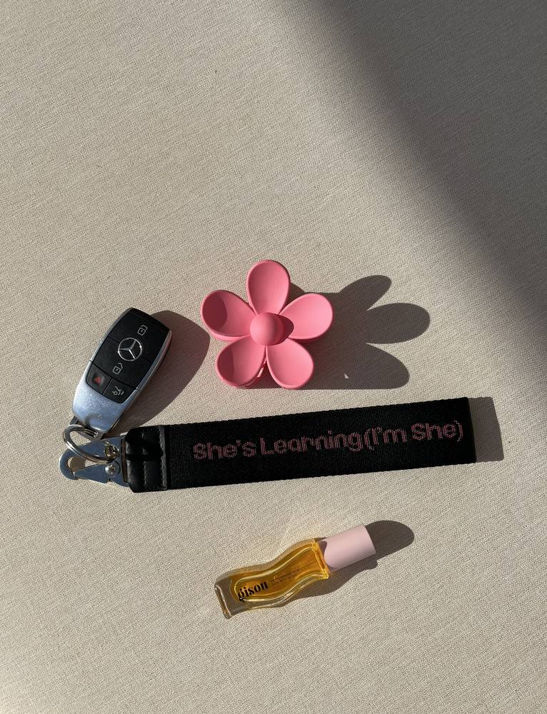 She's Learning ( I'm She ) Keychain