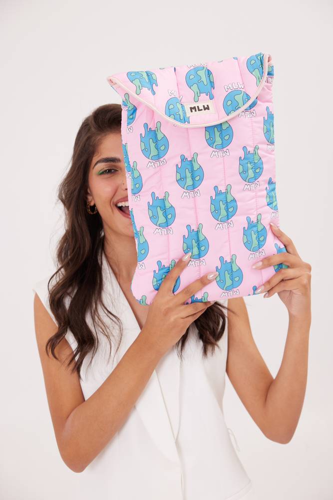 Pink World Pouch