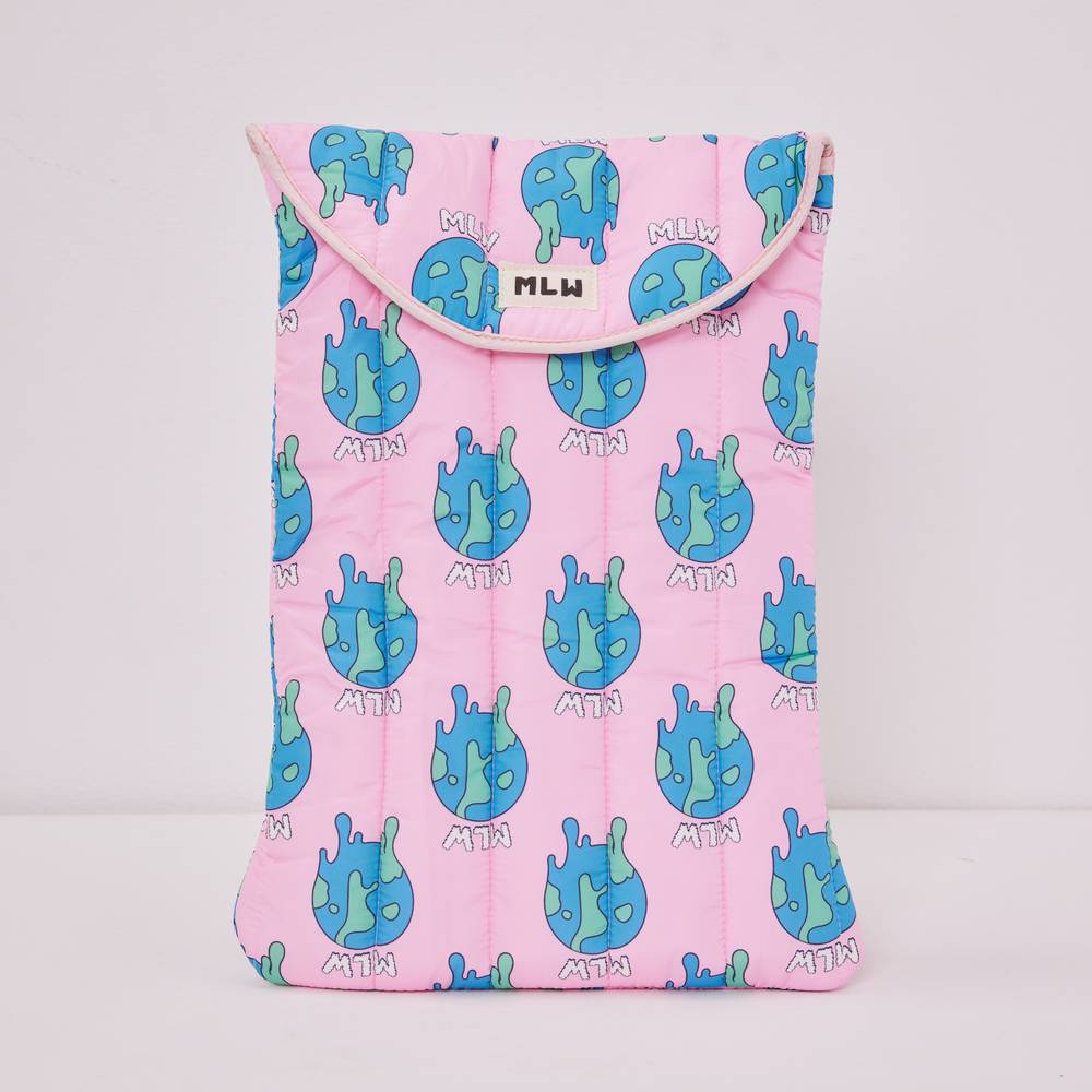 Pink World Pouch