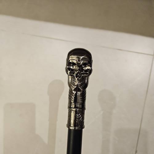 عصا الجمجمة 💀 المعدنيه
